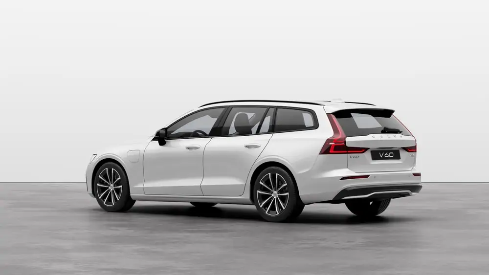 Nouveau Volvo V60 Break Plus Plug-in hybrid 8-speed Geartronic™ automatic transmission Crystal White Pearl 2