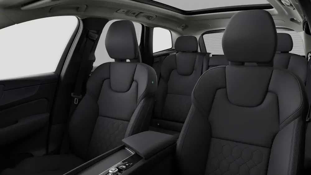 Nouveau Volvo XC60 SUV Plus Plug-in hybride (PHEV) 8-speed Geartronic™ automatic transmission Onyx Black 5