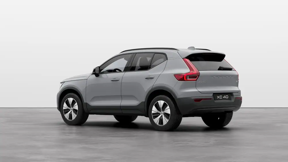 Nouveau Volvo XC40 SUV Plus Micro hybrid 8-speed Geartronic™ automatic transmission Vapour Grey 2