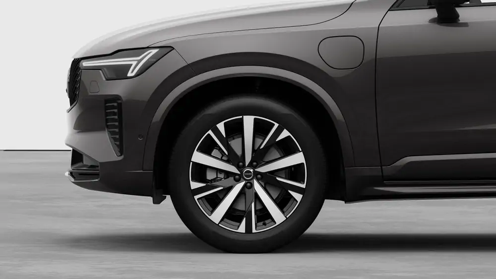 Nouveau Volvo XC90 SUV Plus Plug-in hybrid 8-speed Geartronic™ automatic transmission Platinum Grey 3