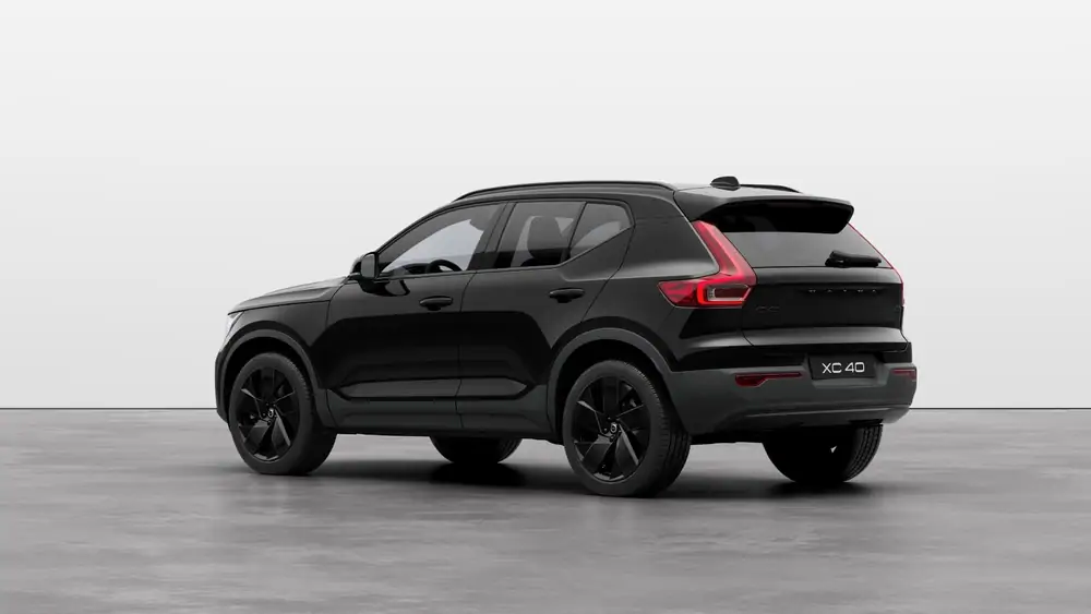 Nouveau Volvo XC40 SUV Plus Mild hybrid 7-speed Dual Clutch transmission Onyx Black 2