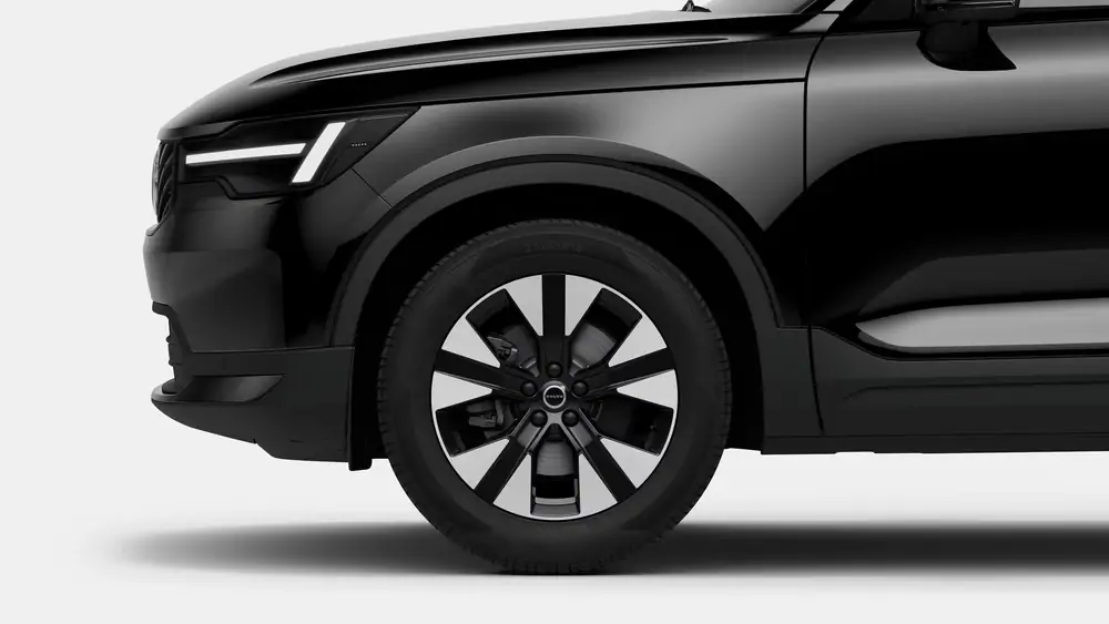 Nouveau Volvo XC40 SUV Core Mild-hybride (MHEV) 7-speed Dual Clutch transmission Onyx Black 3