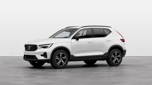Nieuw Volvo XC40 SUV Plus Micro hybrid 8-speed Geartronic™ automatic transmission Crystal White Pearl
