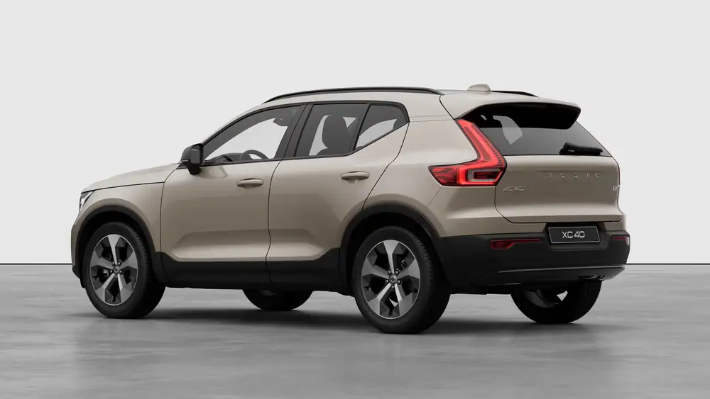 Nouveau Volvo XC40 SUV Plus Limited Edition Mild hybrid 7-speed Dual Clutch transmission Sand Dune 2