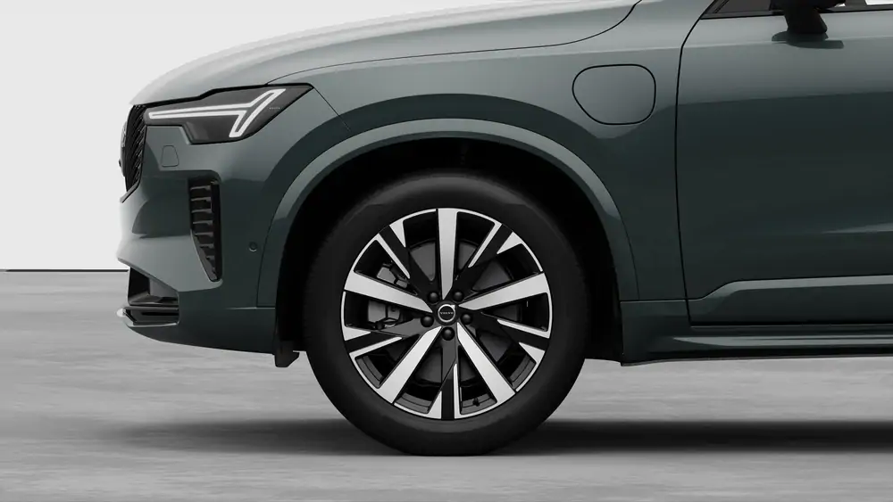 Nouveau Volvo XC90 SUV Plus Plug-in hybride (PHEV) 8-speed Geartronic™ automatic transmission Forest Lake 3