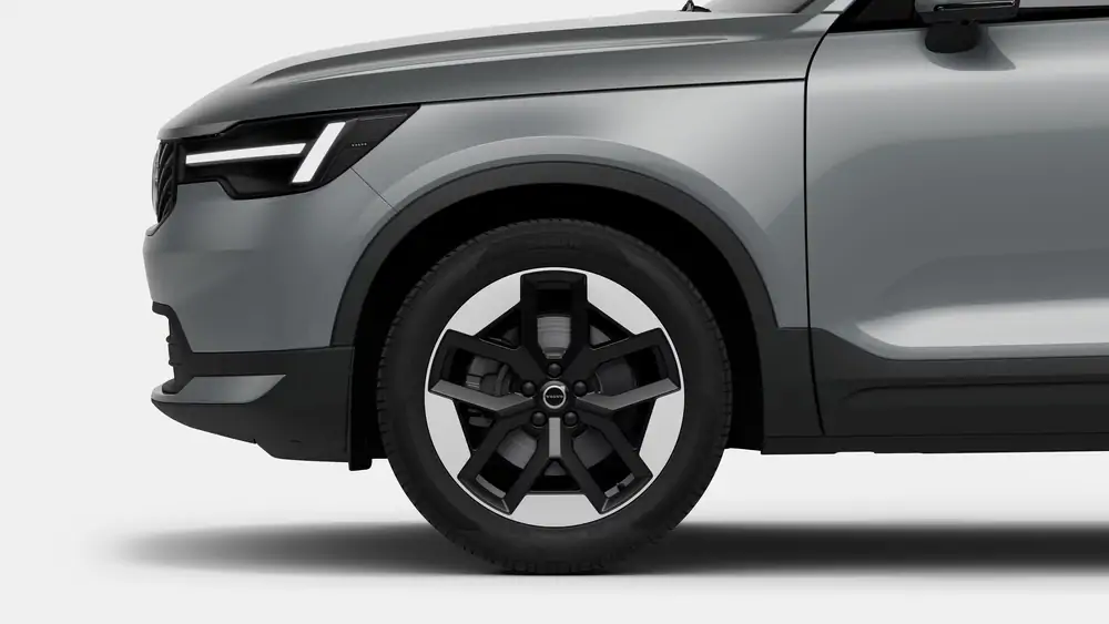 Nouveau Volvo XC40 SUV Core Mild-hybride (MHEV) 7-speed Dual Clutch transmission Vapour Grey 3