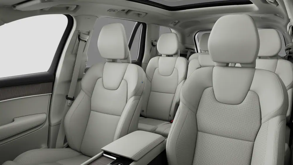 Nouveau Volvo XC90 SUV Plus Plug-in hybrid 8-speed Geartronic™ automatic transmission Denim Blue 5