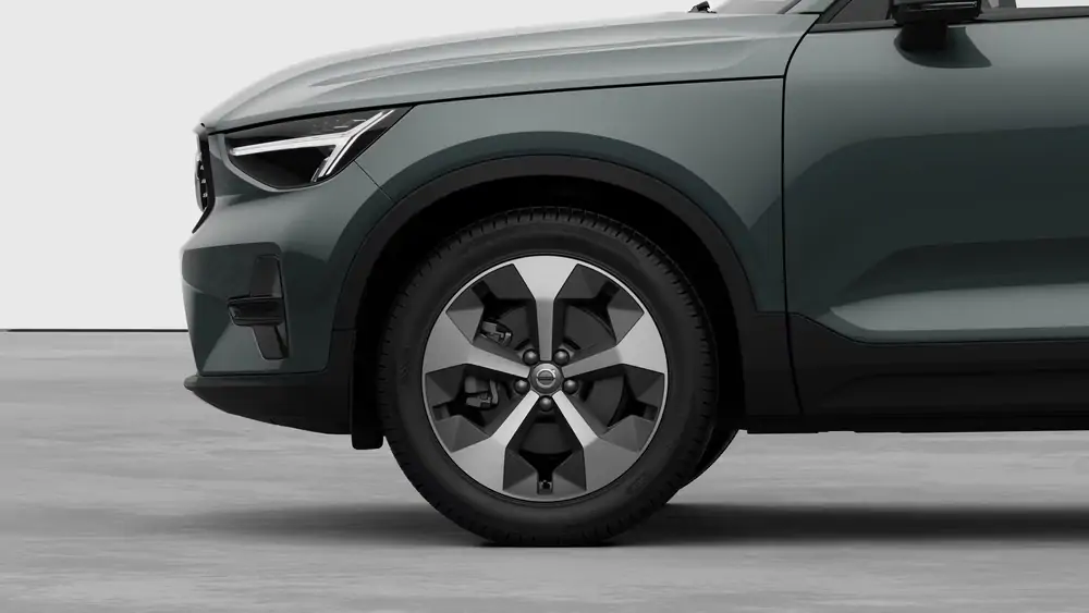 Nouveau Volvo XC40 SUV Plus Limited Edition Mild hybrid 7-speed Dual Clutch transmission Forest Lake 3