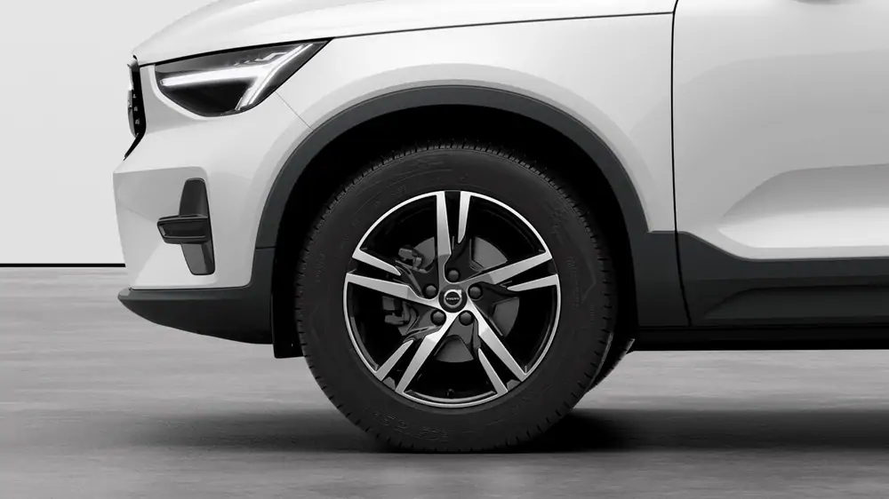 Nieuw Volvo XC40 SUV Plus Mild hybrid 7-speed Dual Clutch transmission Crystal White Pearl 3