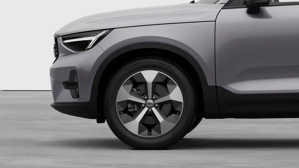 Nouveau Volvo XC40 SUV Plus Limited Edition Mild hybrid 7-speed Dual Clutch transmission Aurora Silver 3