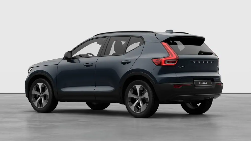 Nouveau Volvo XC40 SUV Plus Mild-hybride (MHEV) 7-speed Dual Clutch transmission Denim Blue 2