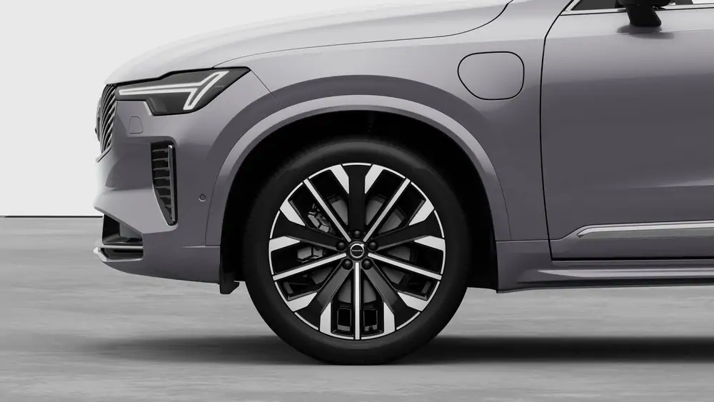 Nouveau Volvo XC90 SUV Plus Plug-in hybrid 8-speed Geartronic™ automatic transmission Aurora Silver 3