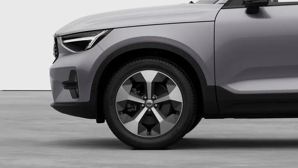 Nouveau Volvo XC40 SUV Plus Limited Edition Mild-hybride (MHEV) 7-speed Dual Clutch transmission Aurora Silver 3