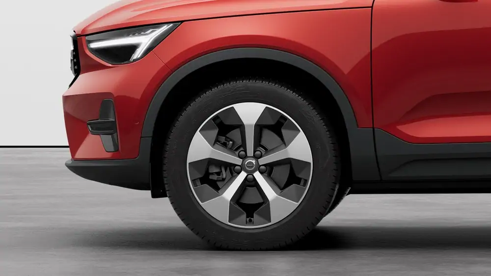 Nieuw Volvo XC40 SUV Plus Mild hybrid 7-speed Dual Clutch transmission Fusion Red 3