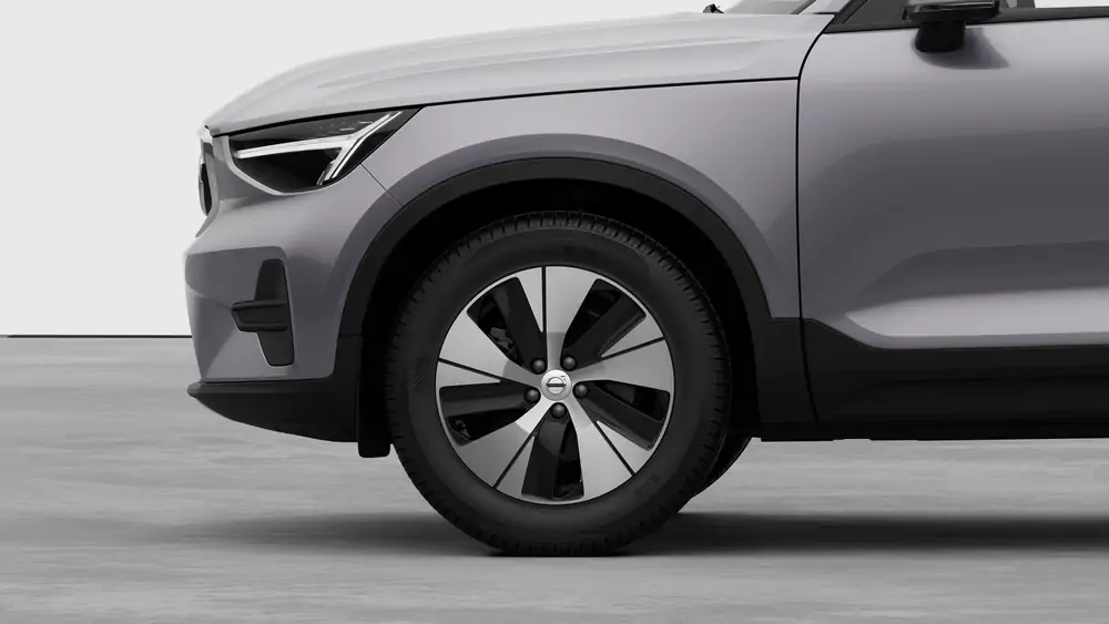 Nouveau Volvo XC40 SUV Core Limited Edition Mild-hybride (MHEV) 7-speed Dual Clutch transmission Aurora Silver 3