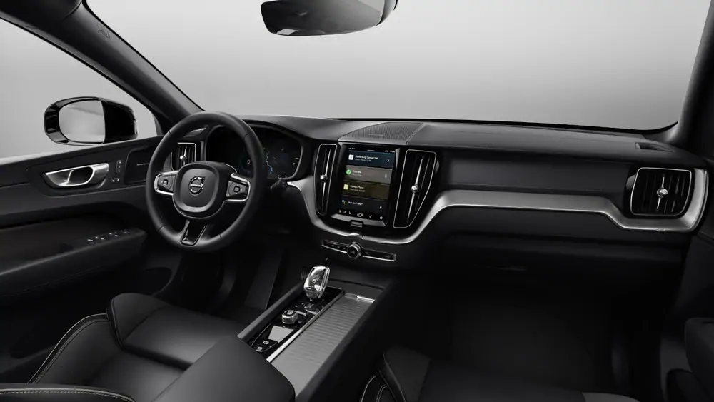 Nouveau Volvo XC60 SUV Ultimate Plug-inhybride 8-speed Geartronic™ automatic transmission Onyx Black 4