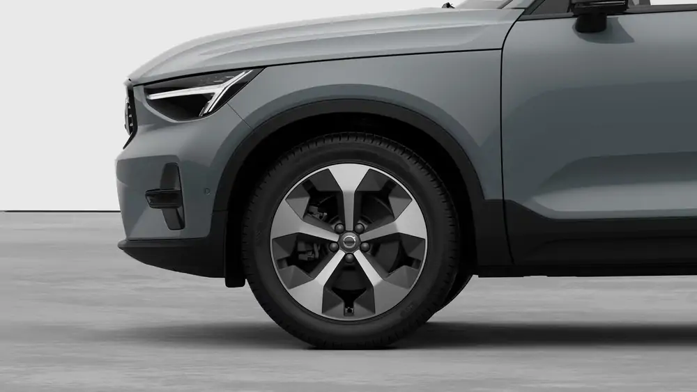 Nouveau Volvo XC40 SUV Plus Mild-hybride (MHEV) 7-speed Dual Clutch transmission Vapour Grey 3