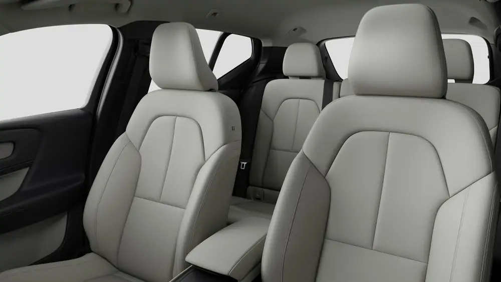 Nouveau Volvo XC40 SUV Plus Mild-hybride (MHEV) 7-speed Dual Clutch transmission Onyx Black 5