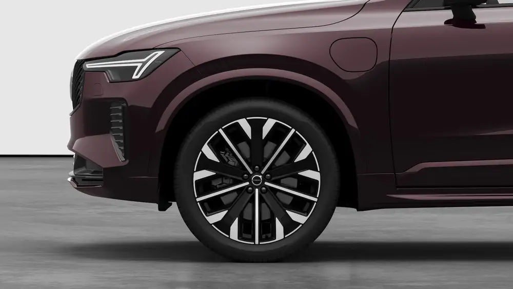 Nieuw Volvo XC90 SUV Plus Plug-in hybrid 8-speed Geartronic™ automatic transmission Mulberry Red 3