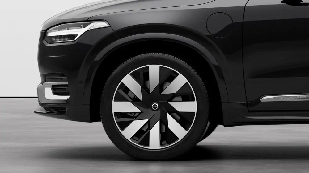 Nouveau Volvo XC90 SUV Plus Plug-in hybride 8-speed Geartronic™ automatic transmission Metaalkleur Onyx Black (717) 3