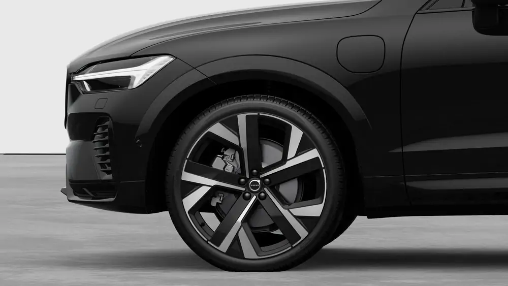 Nouveau Volvo XC60 SUV Ultimate Plug-in hybride (PHEV) 8-speed Geartronic™ automatic transmission Onyx Black 3