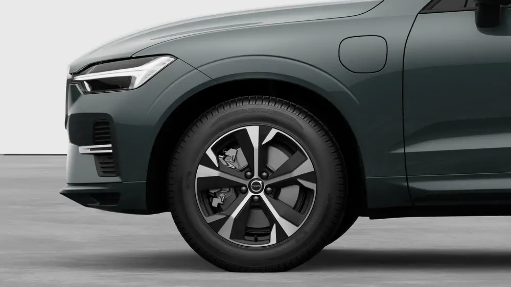Nouveau Volvo XC60 SUV Core Plug-in hybrid 8-speed Geartronic™ automatic transmission Forest Lake 3