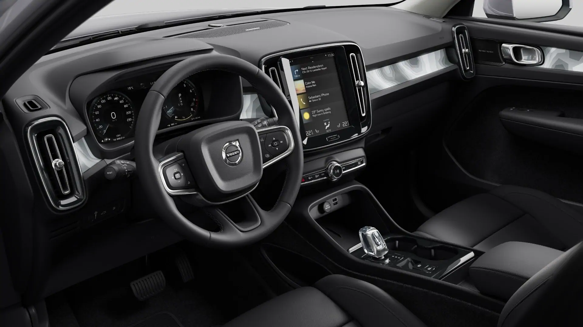 Volvo stock XC40 SUV Plus Plugin Hybrid 7speed Dual Clutc