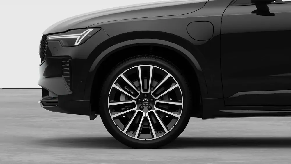 Nouveau Volvo XC90 SUV Ultimate Dark Plug-in hybride (PHEV) 8-speed Geartronic™ automatic transmission Onyx Black 3