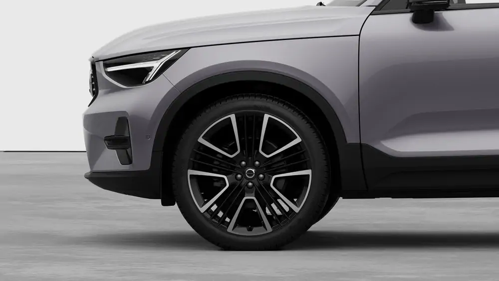 Nouveau Volvo XC40 SUV Ultra Limited Edition Mild-hybride (MHEV) 7-speed Dual Clutch transmission Aurora Silver 3