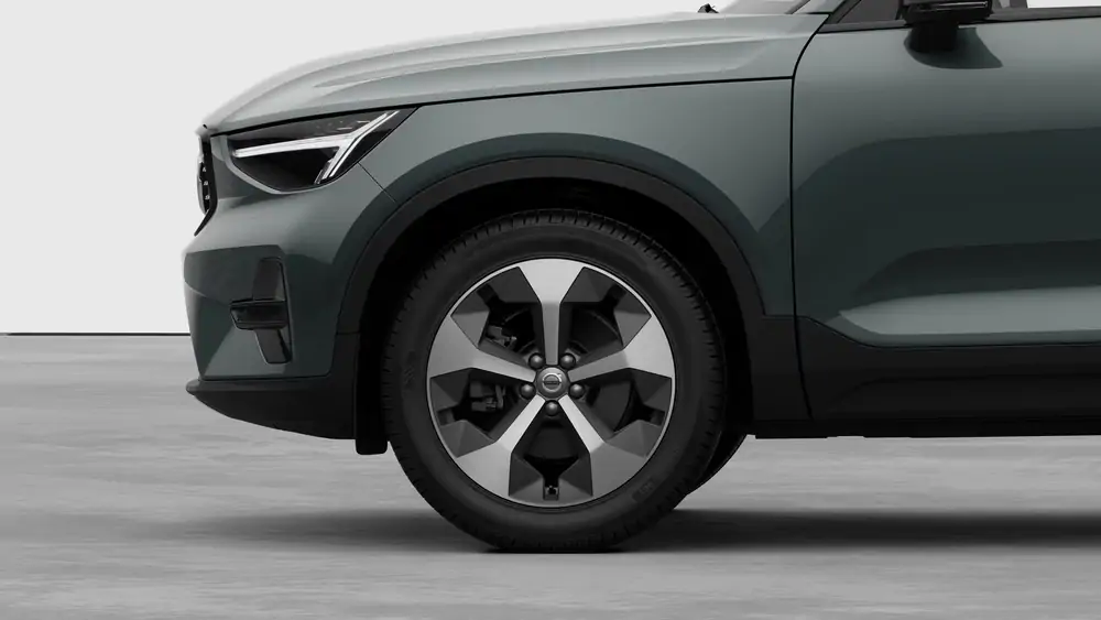 Nouveau Volvo XC40 SUV Plus Limited Edition Mild-hybride (MHEV) 7-speed Dual Clutch transmission Forest Lake 3