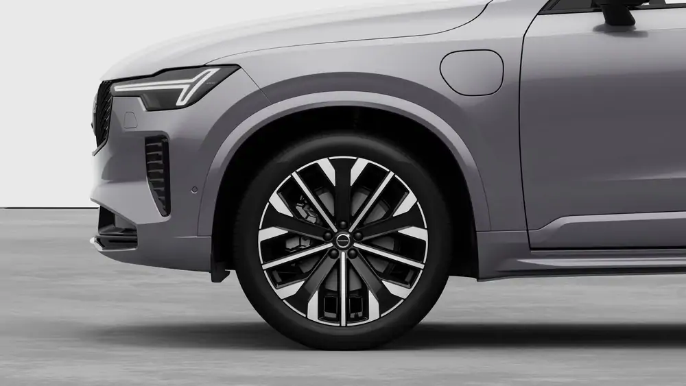 Nouveau Volvo XC90 SUV Plus Plug-in hybrid 8-speed Geartronic™ automatic transmission Aurora Silver 3