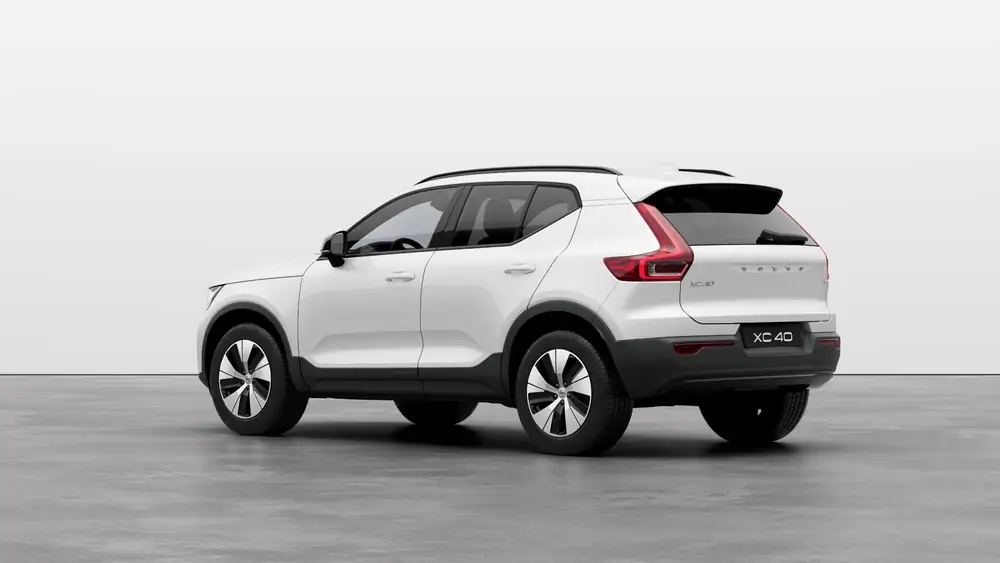 Nieuw Volvo XC40 SUV Plus Micro hybrid 8-speed Geartronic™ automatic transmission Crystal White Pearl 2