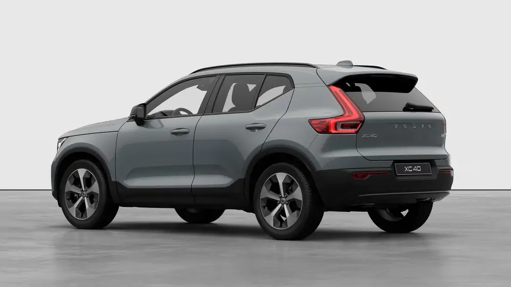 Nouveau Volvo XC40 SUV Plus Mild-hybride (MHEV) 7-speed Dual Clutch transmission Vapour Grey 2