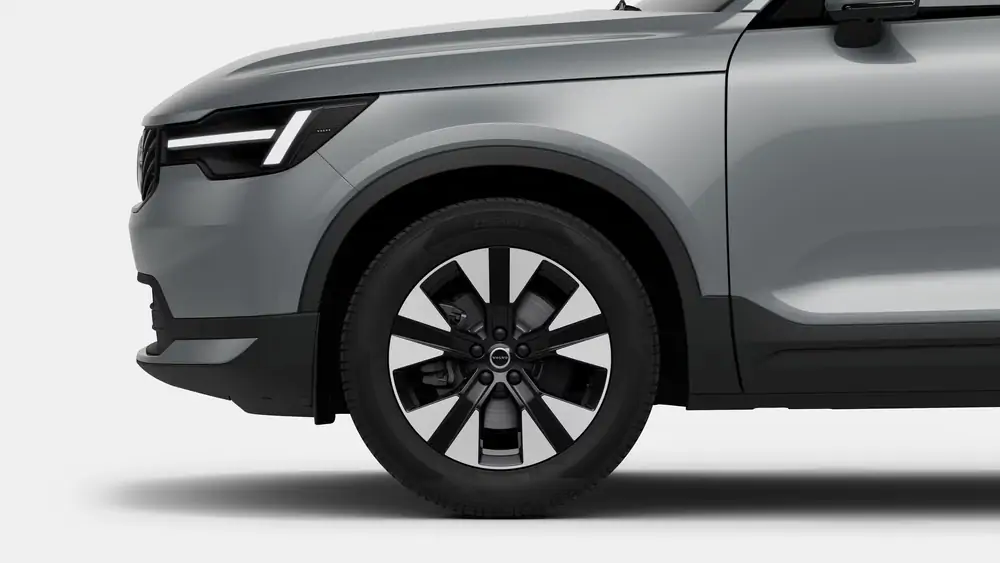 Nouveau Volvo XC40 SUV Core Mild-hybride (MHEV) 7-speed Dual Clutch transmission Vapour Grey 3
