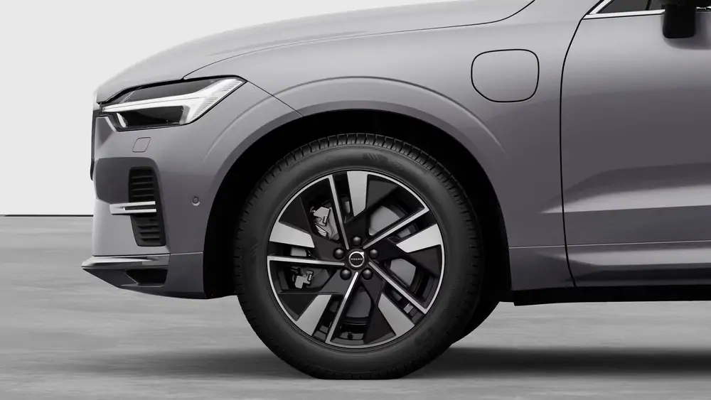 Nieuw Volvo XC60 SUV Plus Plug-in hybrid 8-speed Geartronic™ automatic transmission Aurora Silver 3