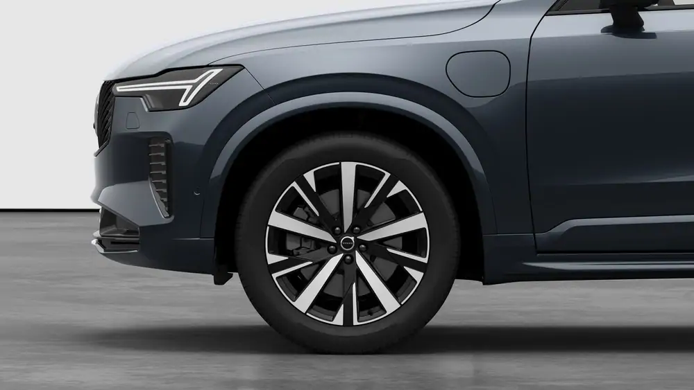 Nouveau Volvo XC90 SUV Plus Plug-in hybrid 8-speed Geartronic™ automatic transmission Denim Blue 3