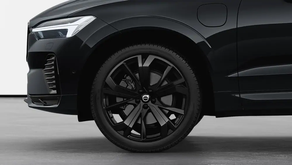 Nouveau Volvo XC60 SUV Plus Plug-inhybride 8-speed Geartronic™ automatic transmission Onyx Black 3