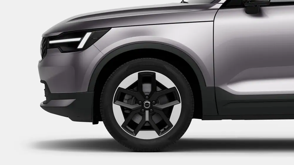 Nouveau Volvo XC40 SUV Plus Mild-hybride (MHEV) 7-speed Dual Clutch transmission Aurora Silver 3