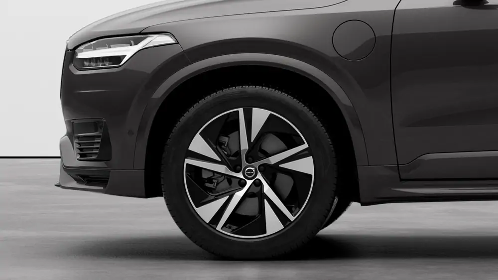 Nieuw Volvo XC90 SUV Plus Plug-in hybrid 8-speed Geartronic™ automatic transmission Platinum Grey 3