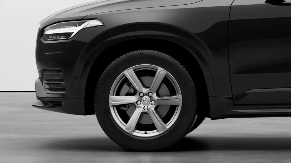 Nouveau Volvo XC90 SUV Core Mild hybrid 8-speed Geartronic™ automatic transmission, AWD Onyx Black 3