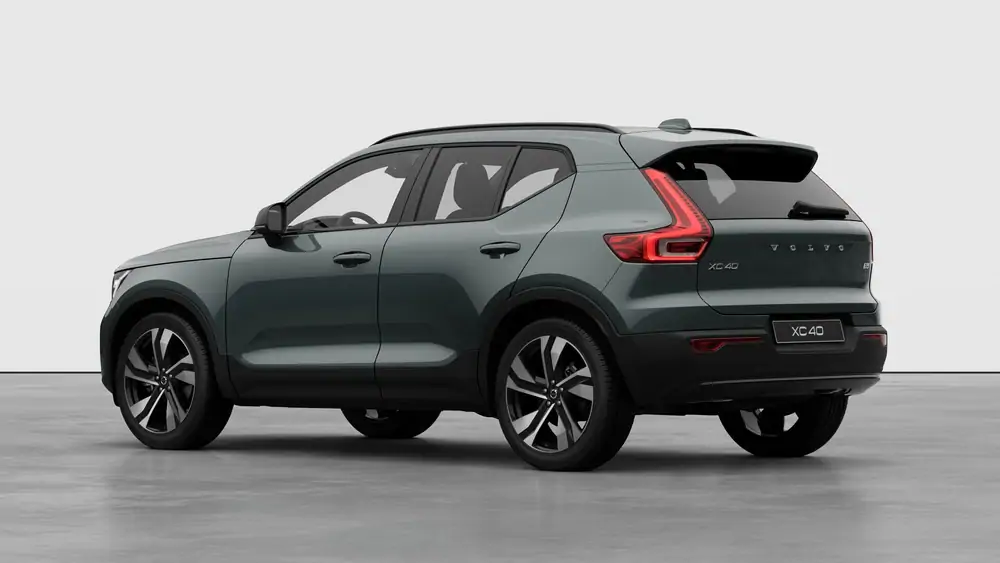 Nouveau Volvo XC40 SUV Ultra Limited Edition Mild hybrid 7-speed Dual Clutch transmission Forest Lake 2