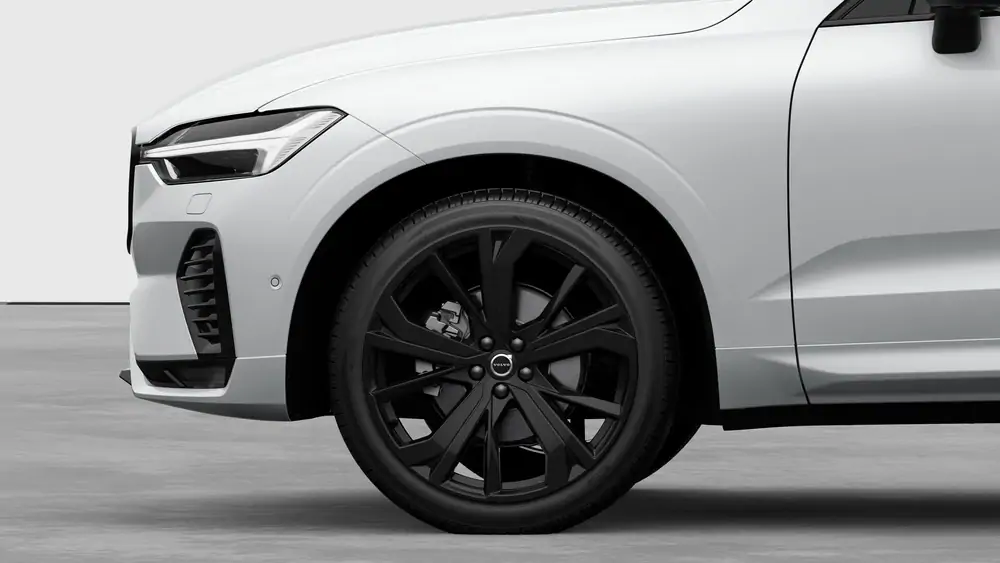 Nouveau Volvo XC60 SUV Plus Mild-hybride (MHEV) 8-speed Geartronic™ automatic transmission, AWD Crystal White Pearl 3