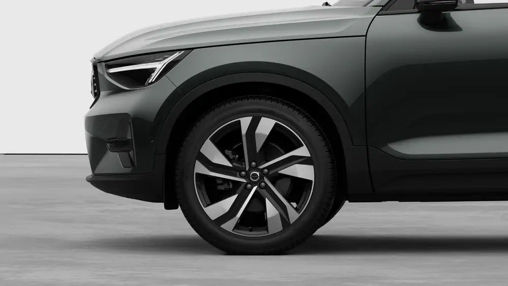 Nouveau Volvo XC40 SUV Ultimate Mild-hybride (MHEV) 7-speed Dual Clutch transmission Forest Lake 3