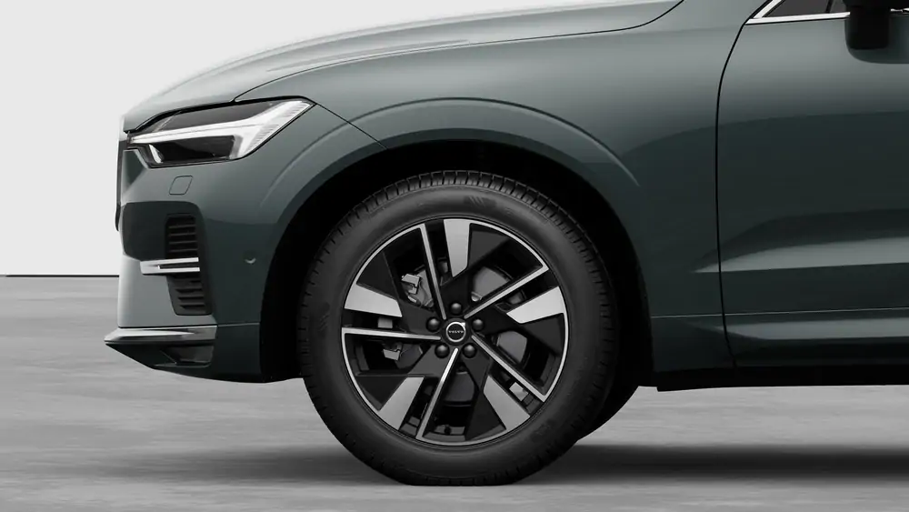 Nouveau Volvo XC60 SUV Plus Mild-hybride (MHEV) 8-speed Geartronic™ automatic transmission, AWD Forest Lake 3