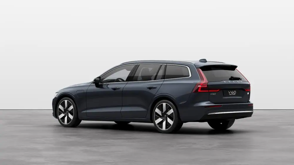 Nouveau Volvo V60 Break Core Plug-inhybride 8-speed Geartronic™ automatic transmission Denim Blue 2