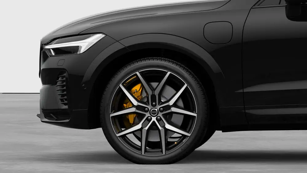 Nieuw Volvo XC60 SUV Polestar Engineered Plug-in hybrid 8-speed Geartronic™ automatic transmission Onyx Black 3