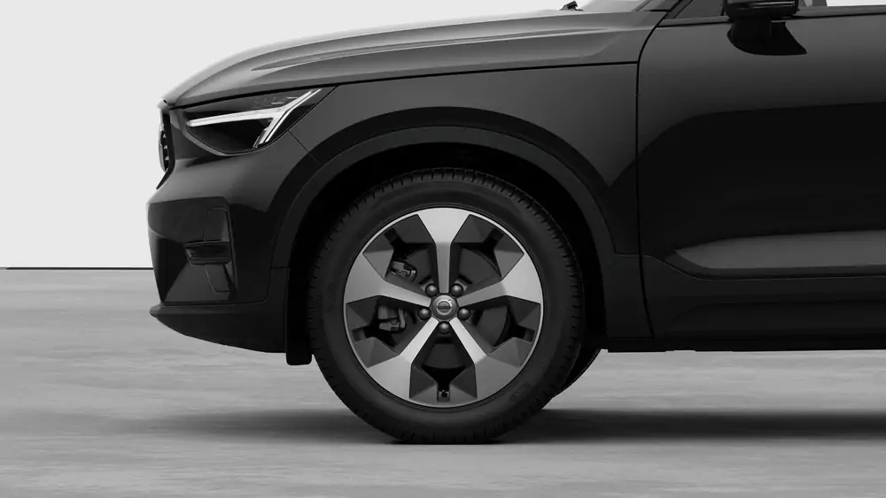 Nieuw Volvo XC40 SUV Plus Limited Edition Mild hybrid 7-speed Dual Clutch transmission Onyx Black 3