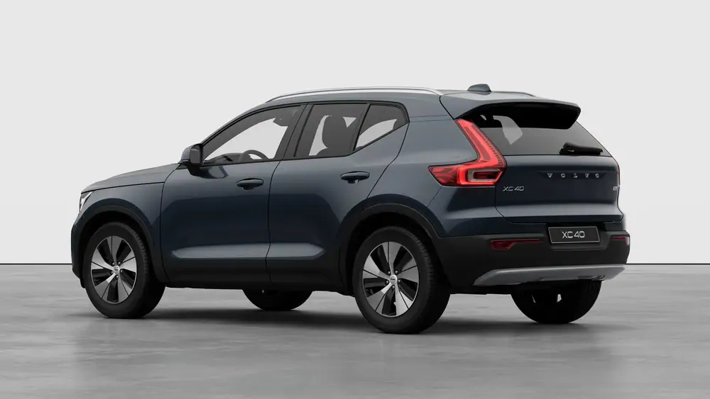 Nouveau Volvo XC40 SUV Core Limited Edition Mild-hybride (MHEV) 7-speed Dual Clutch transmission Denim Blue 2