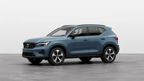 Nieuw Volvo XC40 SUV Plus Micro hybrid 8-speed Geartronic™ automatic transmission Fjord Blue