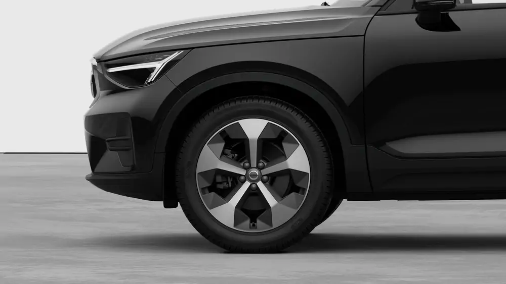 Nouveau Volvo XC40 SUV Core Limited Edition Mild-hybride (MHEV) 7-speed Dual Clutch transmission Onyx Black 3